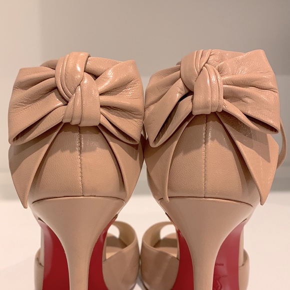 Christian Louboutin nude heels - Picture 6 of 15